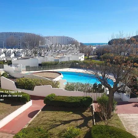 Le Mer, Piscine Et Soleil * La Grande Motte