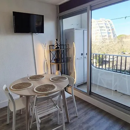 Le Mer, Piscine Et Soleil Lägenhet